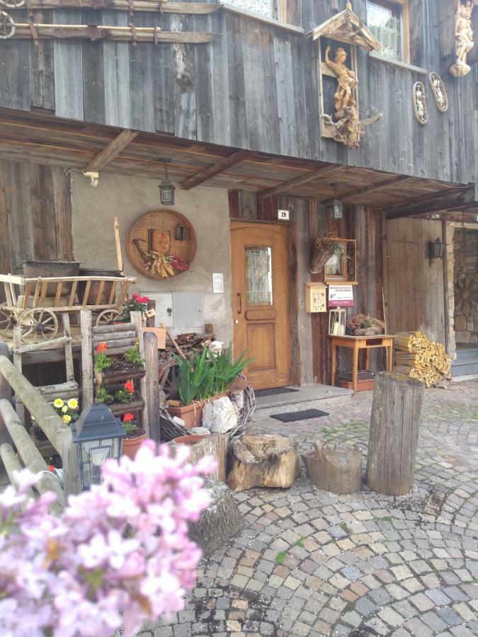 Cianbolpin Guesthouse Canazei Exteriör bild