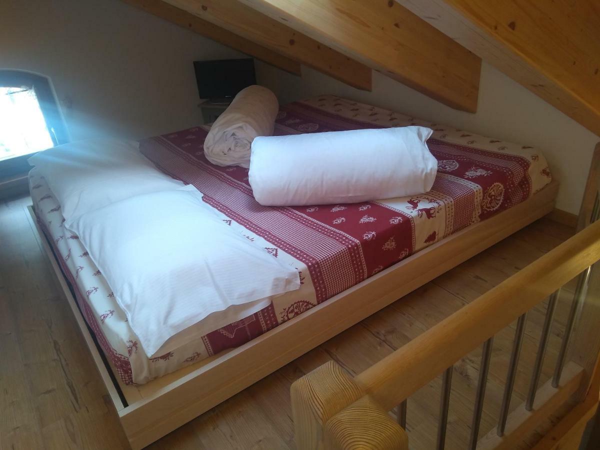 Cianbolpin Guesthouse Canazei Exteriör bild