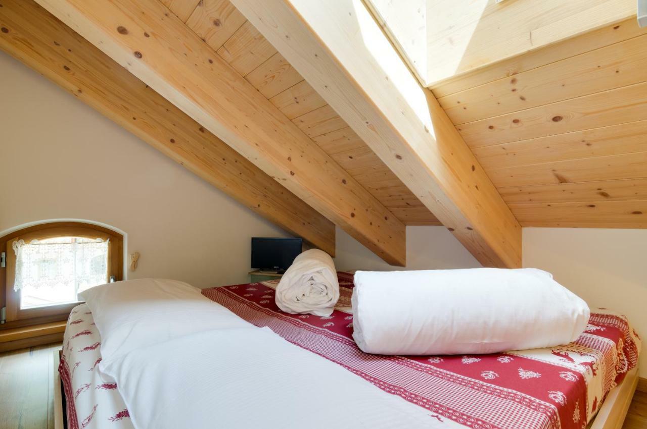 Cianbolpin Guesthouse Canazei Exteriör bild