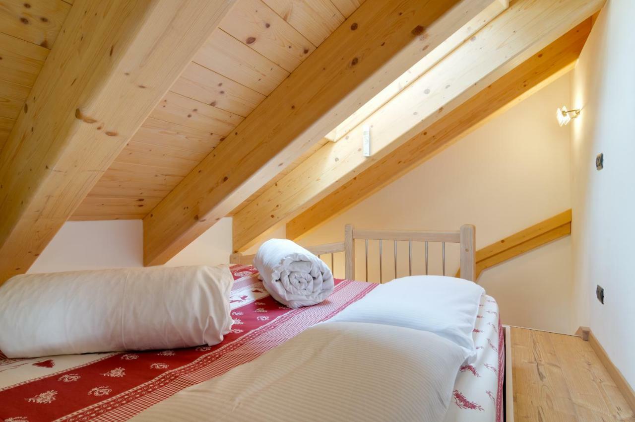 Cianbolpin Guesthouse Canazei Exteriör bild