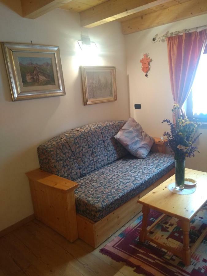 Cianbolpin Guesthouse Canazei Exteriör bild