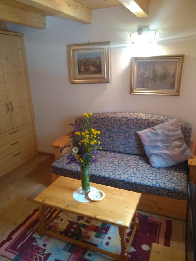 Cianbolpin Guesthouse Canazei Exteriör bild