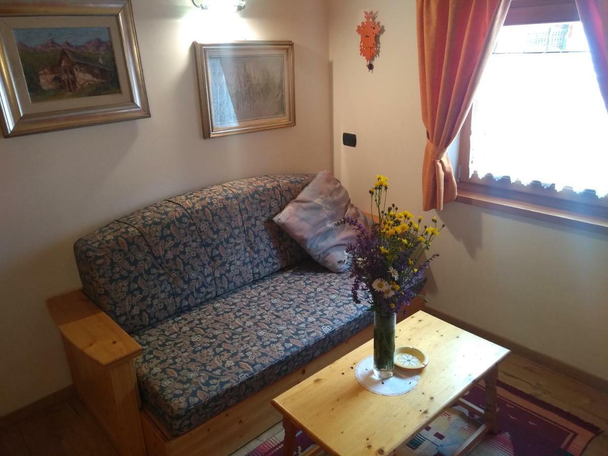Cianbolpin Guesthouse Canazei Exteriör bild