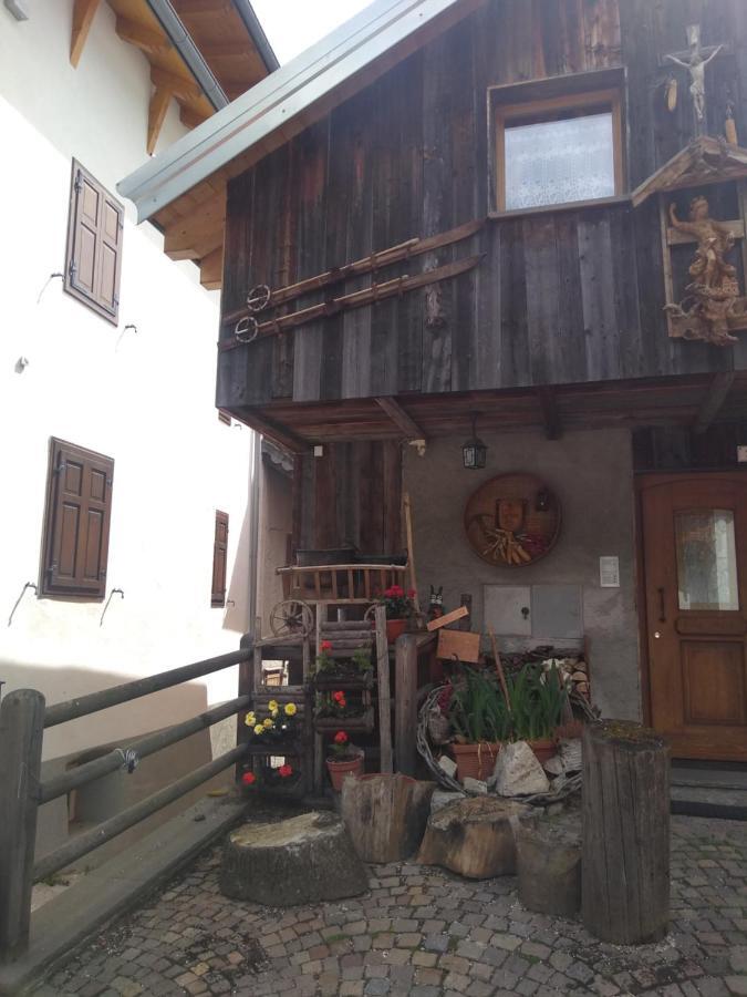 Cianbolpin Guesthouse Canazei Exteriör bild