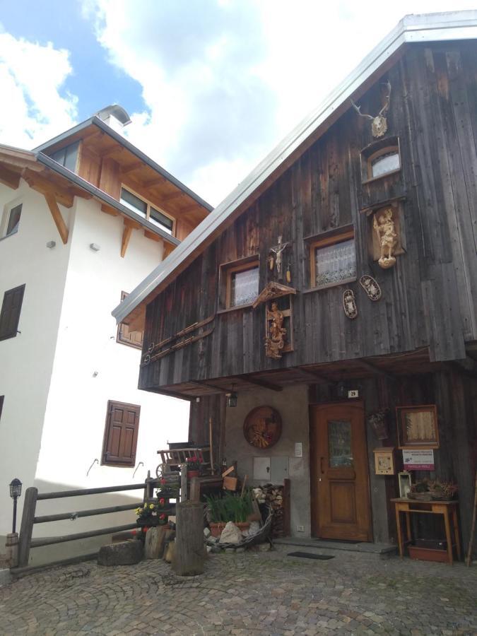 Cianbolpin Guesthouse Canazei Exteriör bild